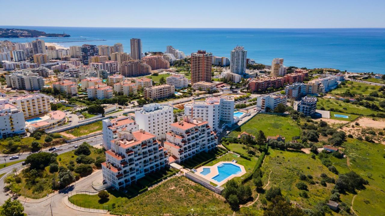2Bdr Duplex W Ac & Pool In Portimao By Lovelystay 外观 照片
