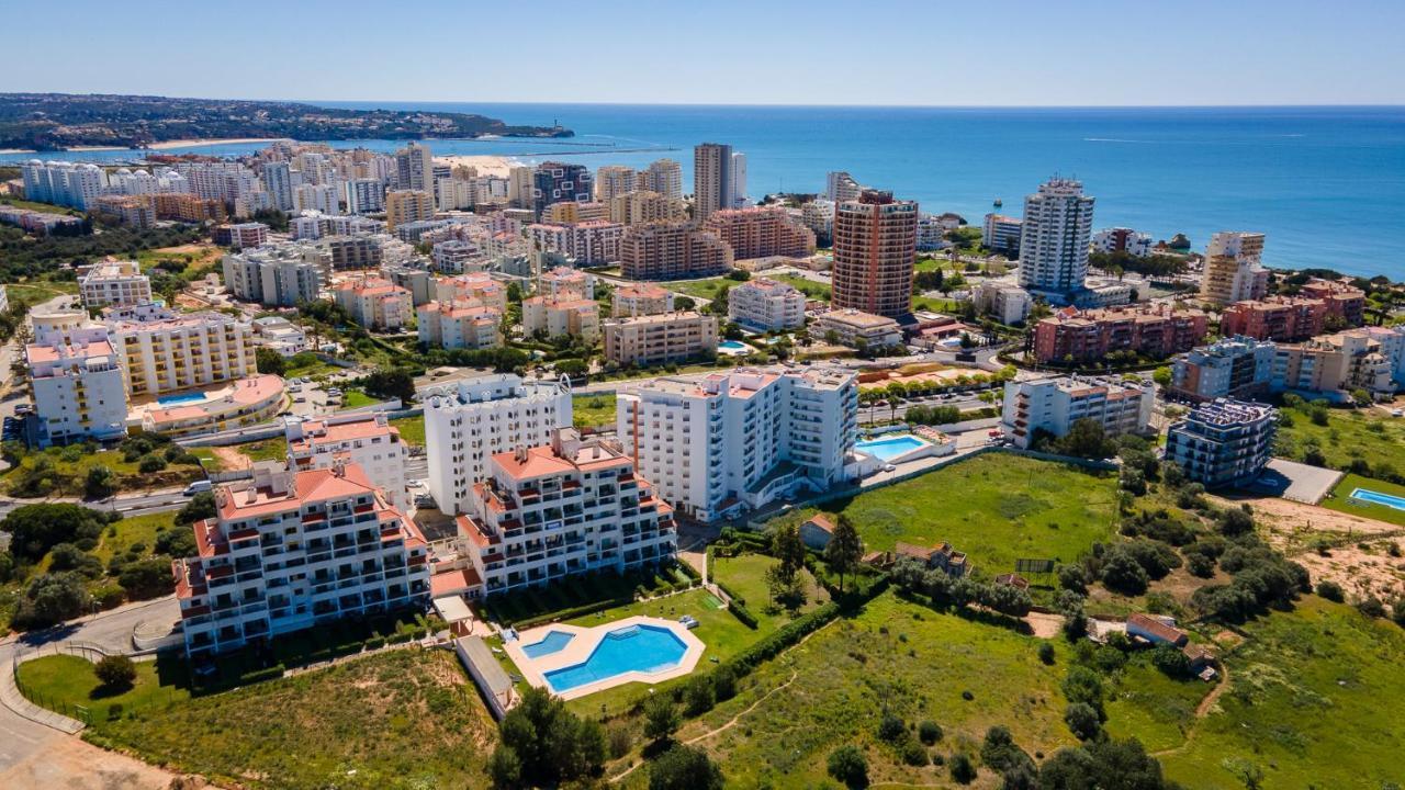 2Bdr Duplex W Ac & Pool In Portimao By Lovelystay 外观 照片